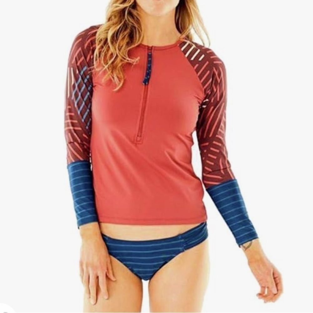 Carve Designs Kona Rashguard Sun Shirt UPF in Sangria